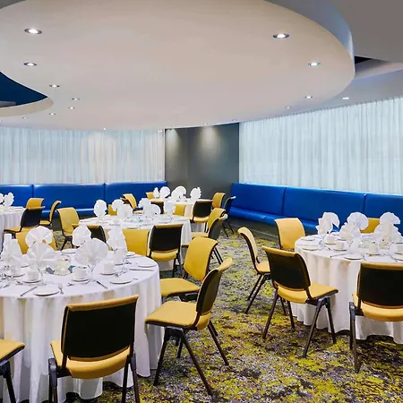 Novotel Toronto North York-2