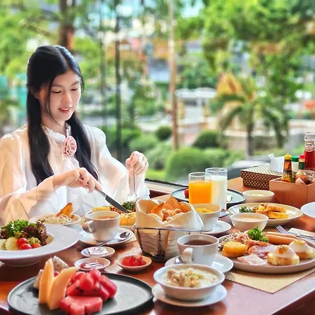 The Emerald Hotel Bangkok Ratchada-2