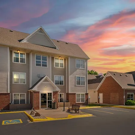 Mainstay Suites Appleton Airport - Fox River Mall Area-3