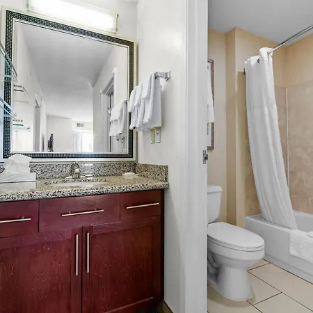 Mainstay Suites Appleton Airport - Fox River Mall Area-2
