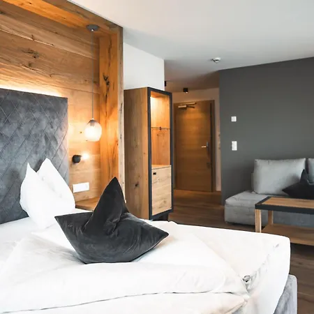 Alpin Hotel Sonnblick-3