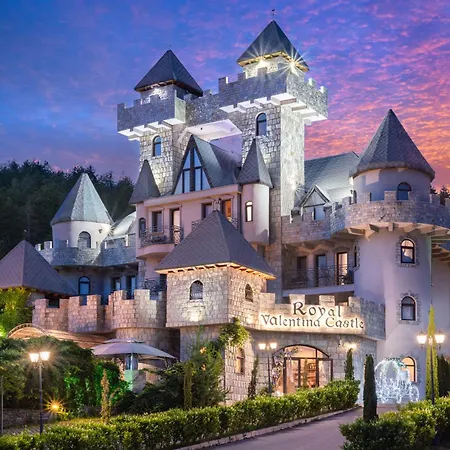 Royal Valentina Castle-2