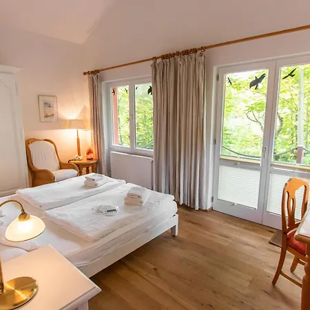 Bio- und Gesundheitshotel Gutshaus Stellshagen-3