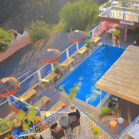 Auberge Les Montagnes du Paradis Your Hidden Retreat in Paradise Valley-3