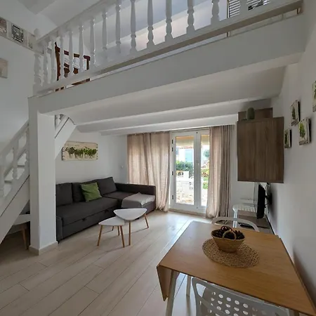 Mr Hotelet De La Racona & Apartments-3