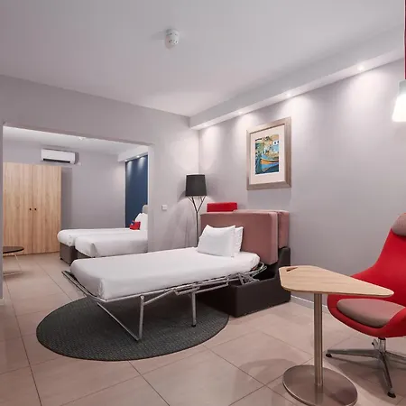 Holiday Inn Express - Malta By Ihg-3