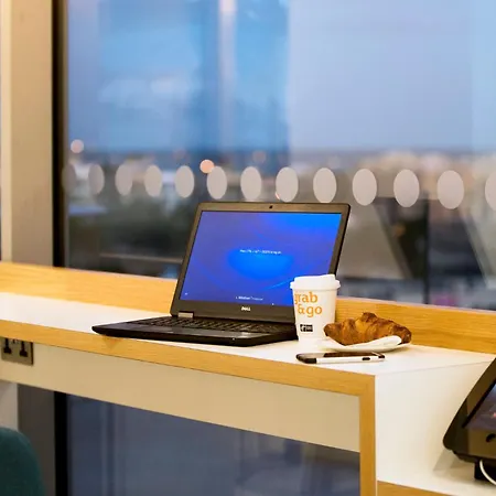 Holiday Inn Express - Malta By Ihg-3