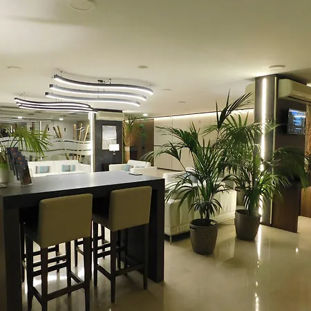 Hotel Colon Rambla-2