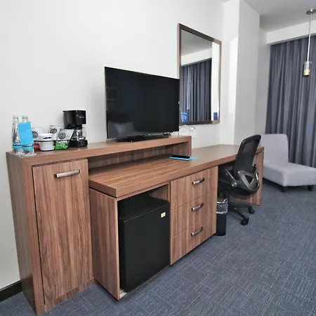 Hampton Inn & Suites By Hilton Salamanca Bajio-3