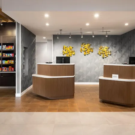 Courtyard By Marriott Auburn-2