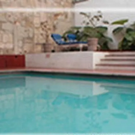 Hotel Royalty-3