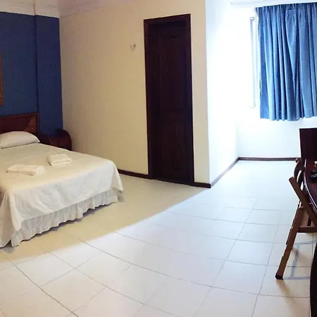 Machado'S Plaza Hotel-2