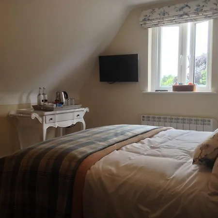 Whitethorn Bed And Breakfast-2