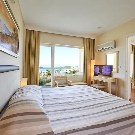 Nautica Bay Hotel-2