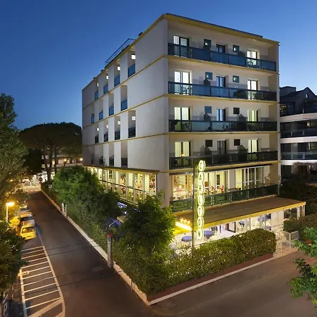 Hotel Carlton-3