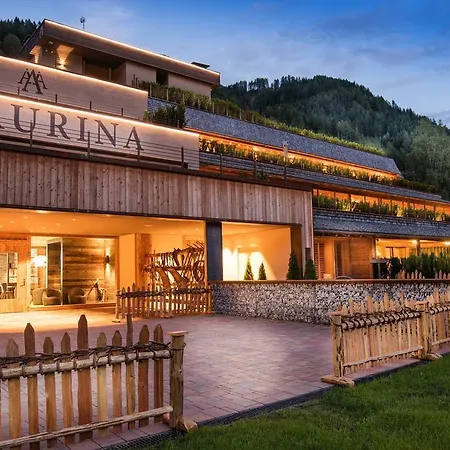 Aurina Lodges-3