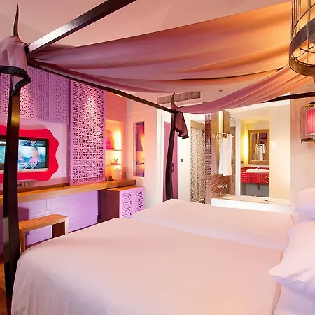 Patong Beach Hotel By See2Sea-2