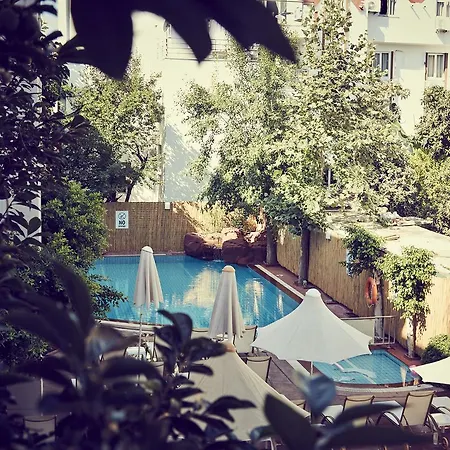 Two Seas Hotel-3