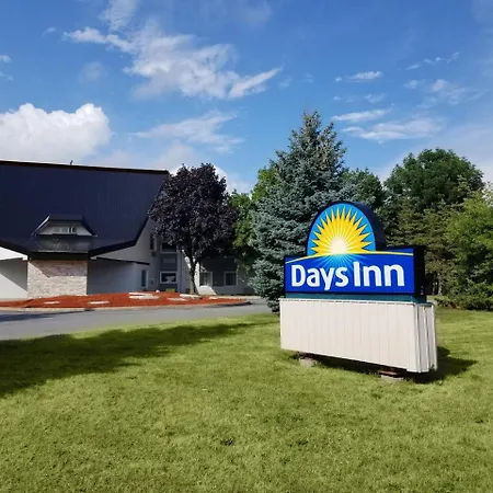 Days Inn By Wyndham Kingston-3