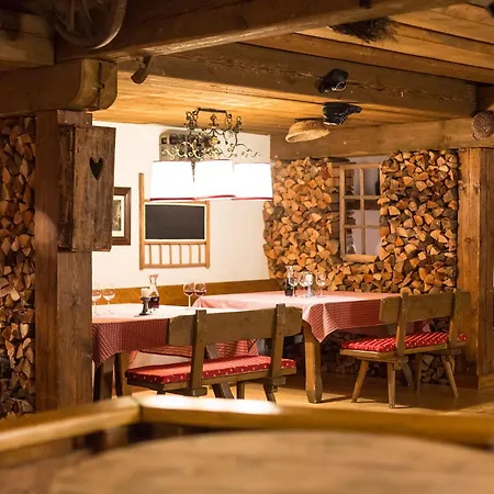 Hotel Alpenhof-2