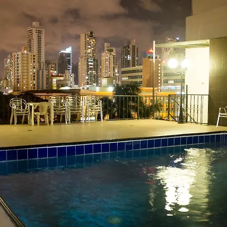 Hotel Latino-2