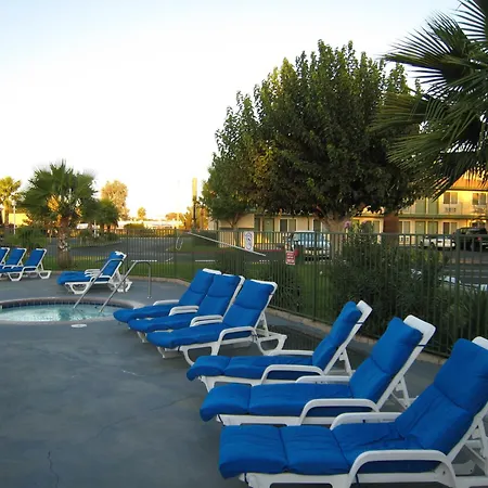 Town House Motel-2