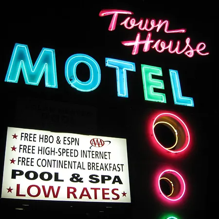 Town House Motel-3