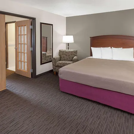 Americinn By Wyndham Grundy Center-2