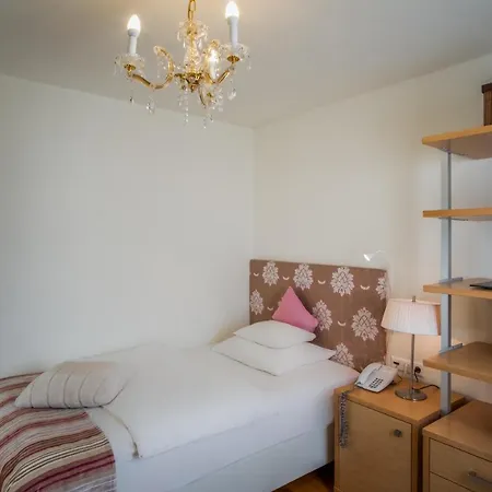 Hotel Bergkristall-2