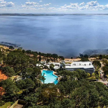Hotel del Lago Golf&Art Resort-2