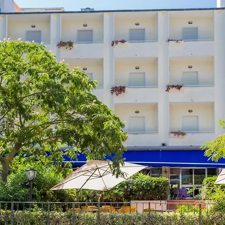 Hotel Plaza-3