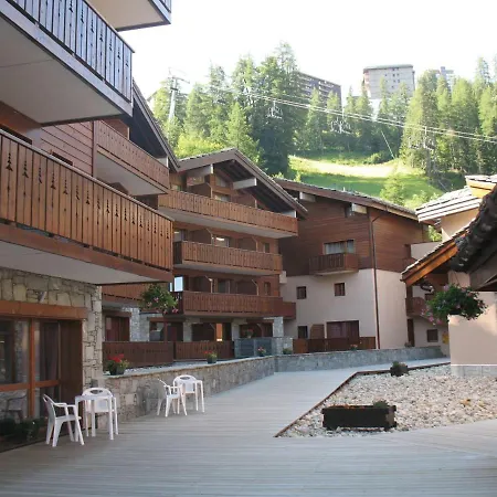 Lagrange Vacances Les Chalets Edelweiss-2