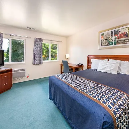 Riverview Lodge-3