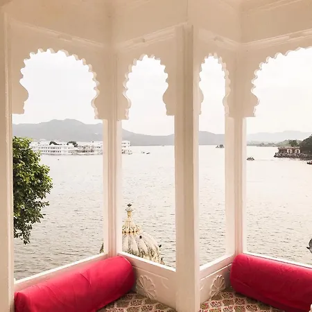 Jagat Niwas Palace-2