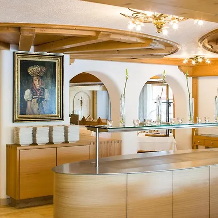 Haller's Geniesserhotel-2