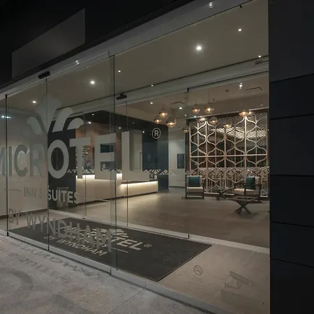 Microtel Inn & Suites By Wyndham Irapuato-3
