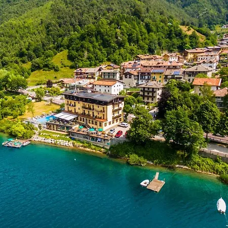 Albergo Mezzolago-3
