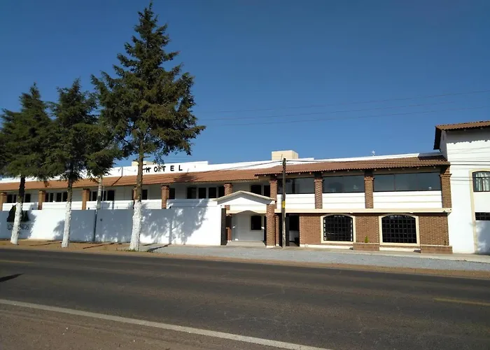 Hotel Los Pinos