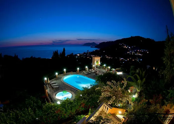 Dina'S Paradise