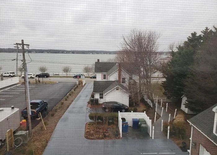 Blue Heron Inn - A Bed And Breakfast Llc