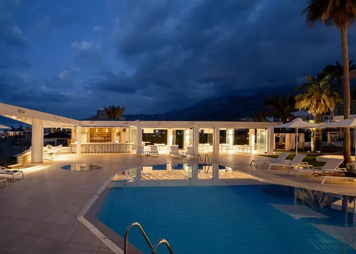 Akrogiali Beach Apartments