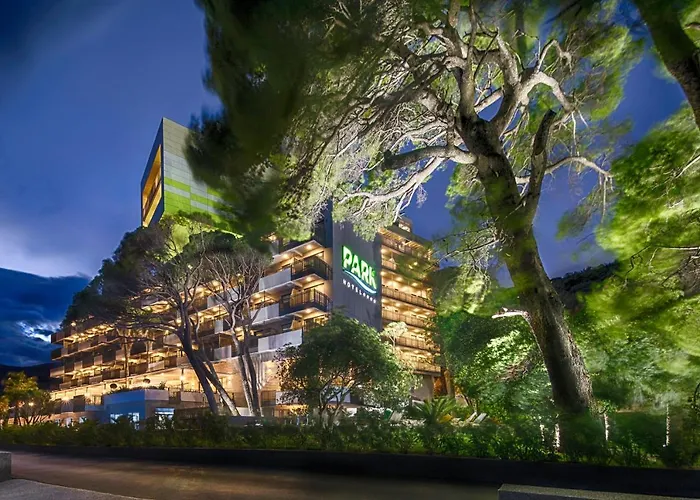 Carine Hotel Park Bijela