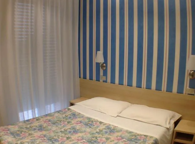 Hotel Azzurra di Gobbi Gestioni srl