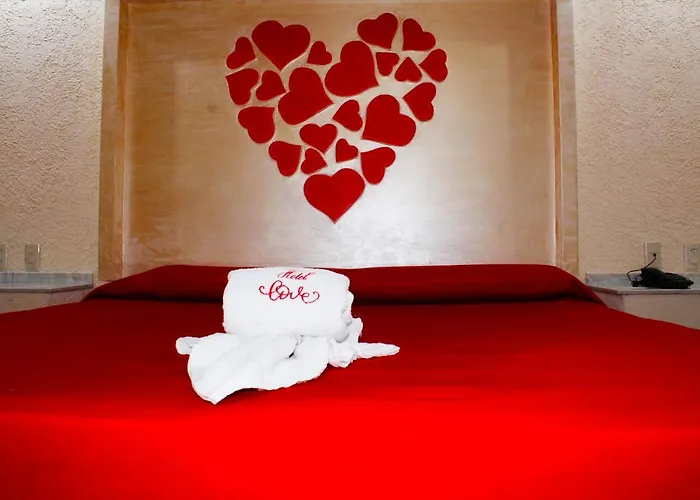 Hotel Love