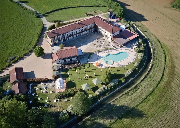 Relais Bella Rosina Pool&Spa