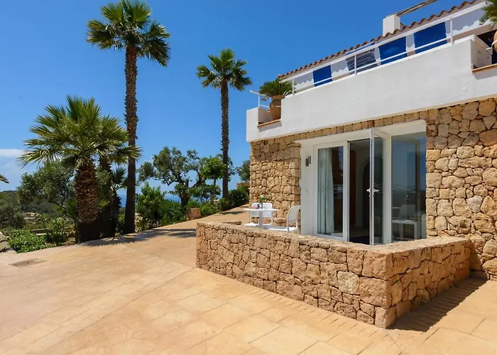 Villa Sa Rota Family