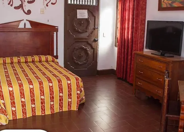 Hotel Colonial