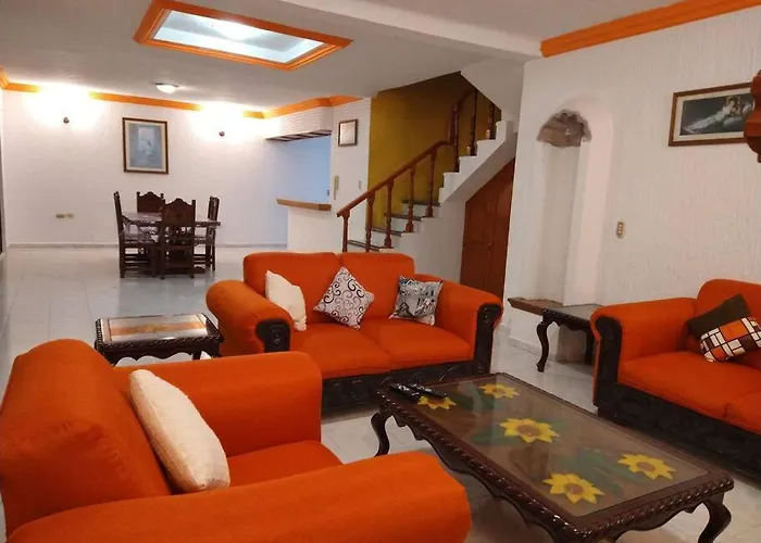 Hermosa Casa En Cuernavaca: Jardín Del Lago