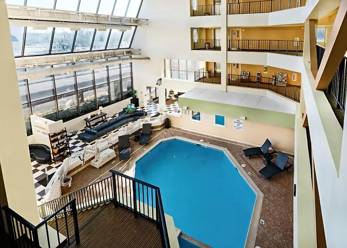 Virginia Beach Hotels With Pool