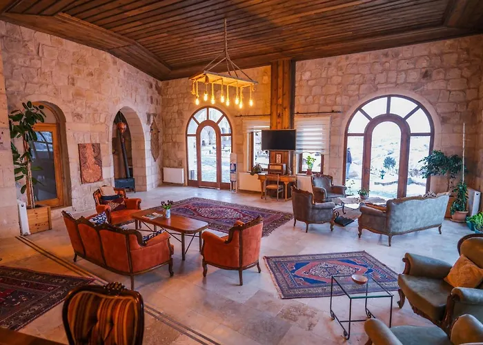 Kalsedon Cave Suites